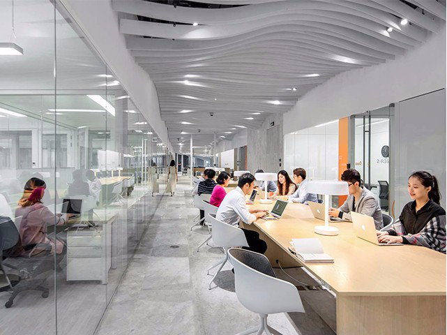 上海虹口联合办公空间,精装全配共享办公空间